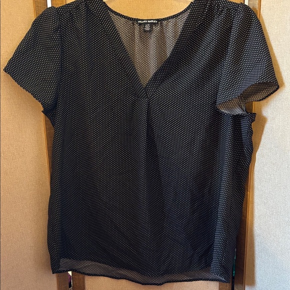 Hilary Radley Tops - Hilary Radley Black and White V-Neck Blouse large